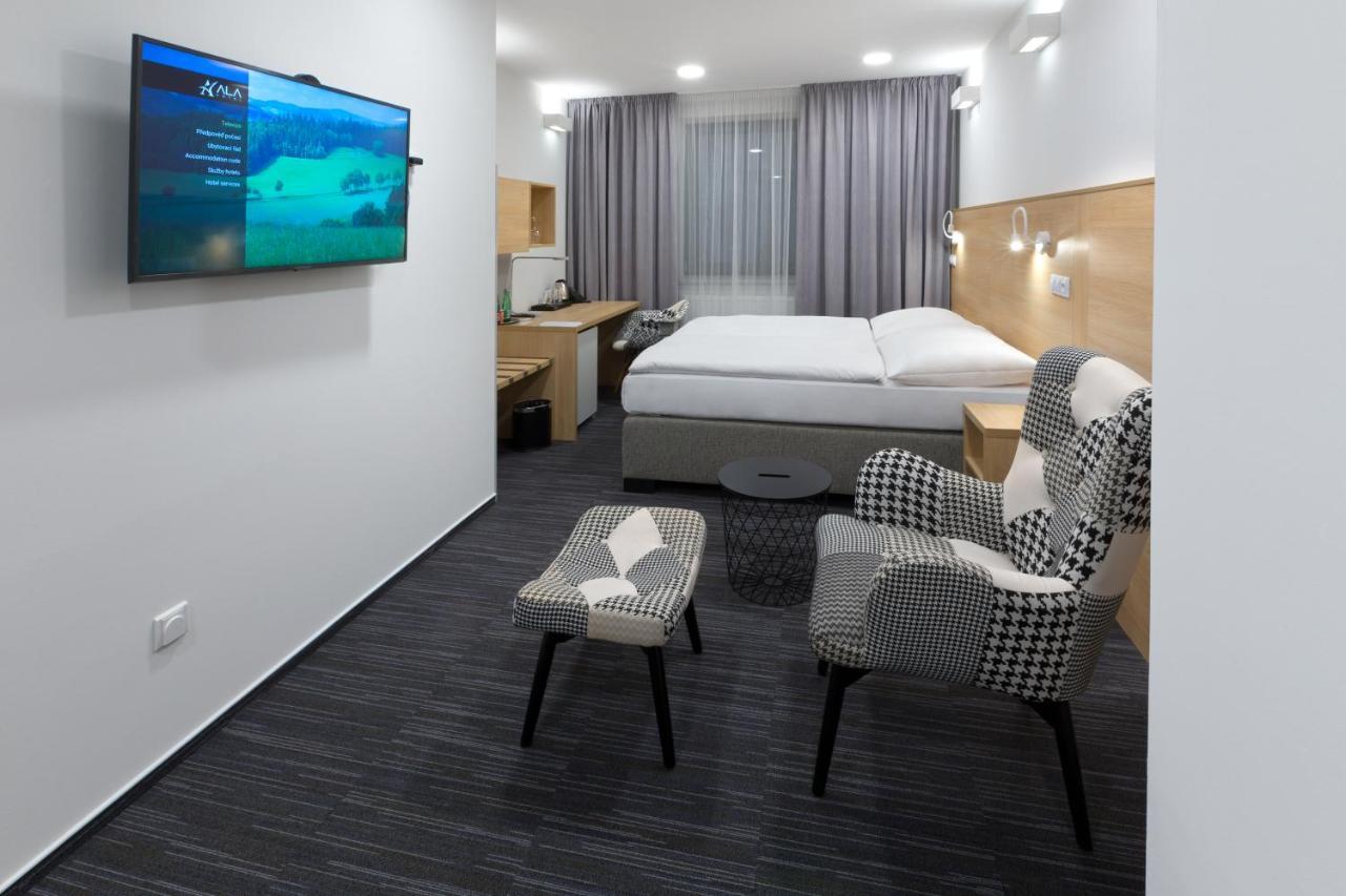 Ala Hotel บิสชิตเซ นาด แปร์นชเตเนม ภายนอก รูปภาพ
